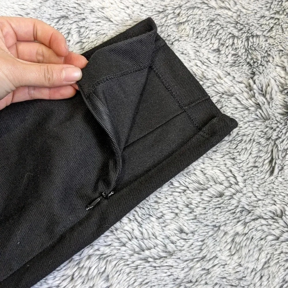 St. John Black Pants Work Office Size 6 Pockets - Picture 4 of 8